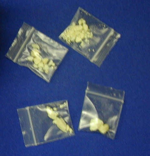 visualizzazione ingrandita di crackCOCAINE
